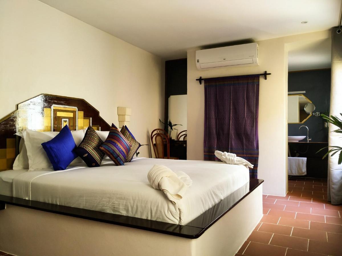 Hotel Old Cinema Kampot Luaran gambar